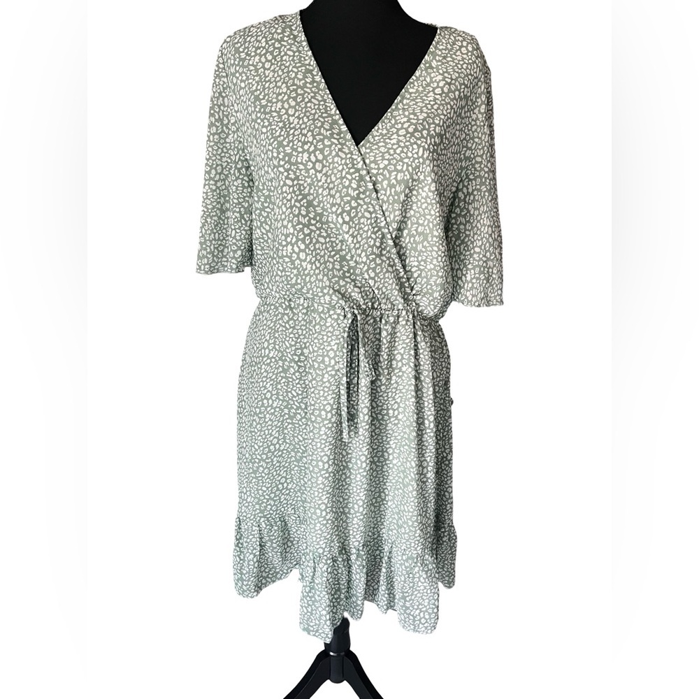 Chic Patterned Wrap Mini Dress